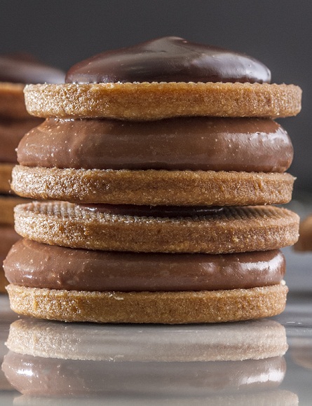 עוגיות סנדוויץ' שמתפוררות בפה (צילום: אנטולי מיכאלו, mako אוכל)