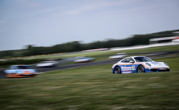 השתלמות נהיגה פורשה השתלמות נהיגה פורשה