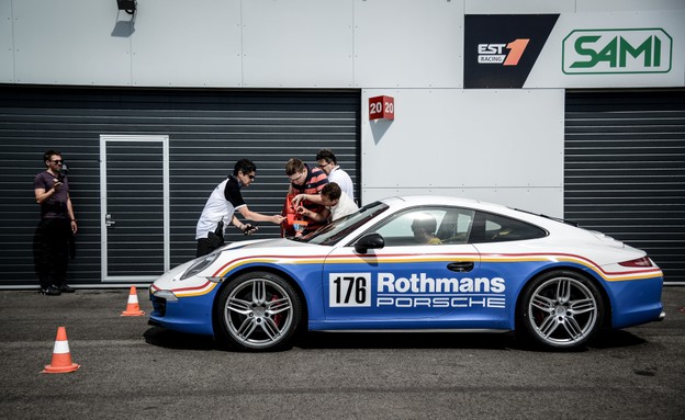 השתלמות נהיגה פורשה השתלמות נהיגה פורשה