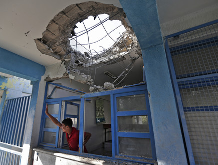 בית ספר בג'בליה אחרי תקיפת חיל האוויר (צילום: ap)