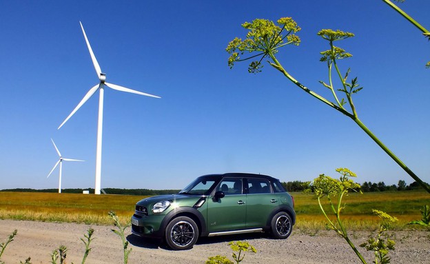 מיני קאנטרימן מתיחת פנים 