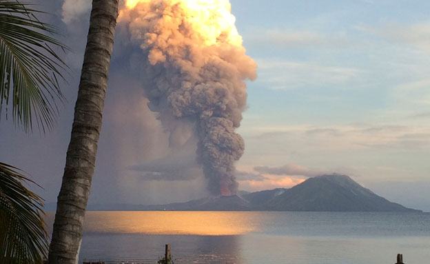 התפרצות הר הגעש, כך זה נראה (צילום: AP)