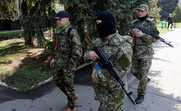 חיילים רוסים באוקראינה, בשבוע שעבר (צילום: AP)