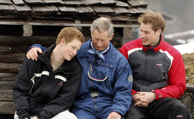 הארי ודיאנה - הנסיך צ'ארלס, וויליאם והארי בחופשת סקי בשוויץ 2005  (צילום: Pascal Le Segretain, GettyImages IL)