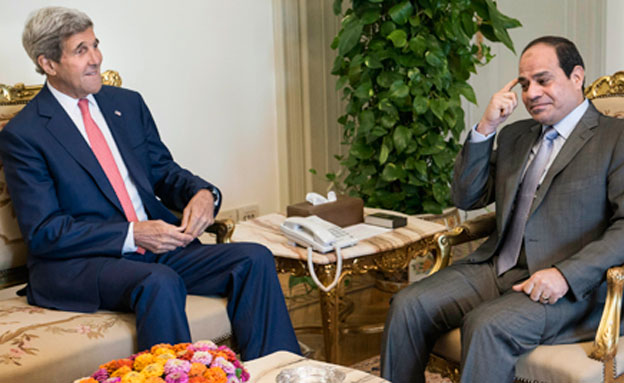 קרי ונשיא מצרים בפגישתם היום (צילום: רויטרס)