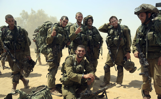 החייל הישראלי - חיילים במבצע צוק איתן  (צילום: ap)