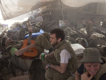 החייל הישראלי - חיילים במצבע צוק איתן  (צילום: Lior Mizrahi, GettyImages IL)