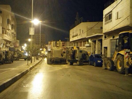 כוחות הביטחון ליד המבנה שבו חוסלו המחבלי (צילום: דובר צה