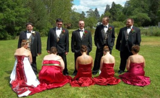 חתונות משונות (צילום: Awkward Family Photos​)