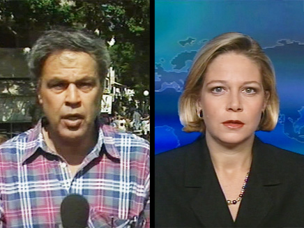 רוני דניאל ומיקי חיימוביץ' בשידור (צילום: חדשות 2)