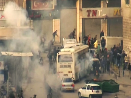 מהומות בשועפאט (צילום: רויטרס)