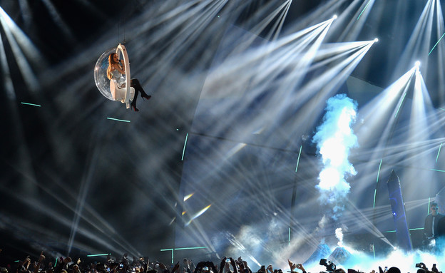 טקס פרסי אמ טי וי אירופה 2014 (צילום: Samir Hussein, GettyImages IL)