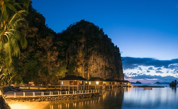 19._Lagen_Island_-_Water_Cottages_at_Sunset (צילום: באדיבות EL NIDO RESORTS​)