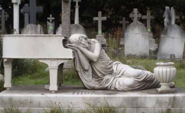 בתי קברות (צילום: Tumblr / Pinterest)