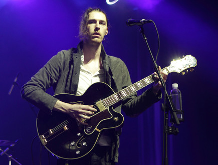 אנדרו הוזייר ביירן אנדרו הוזייר ביירן