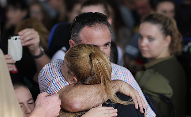 גיוס בנות נוב' 14 (צילום: אלון קירה בית ספר לצילום)