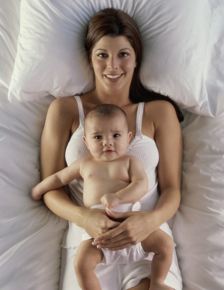 מלונית - אמא ותינוק בן יומו (צילום: Valueline, Thinkstock)