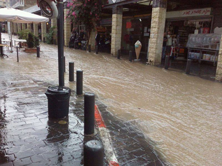 העצה ליום רביעי: להישאר בבית. ארכיון (צילום: שרית שפירא)