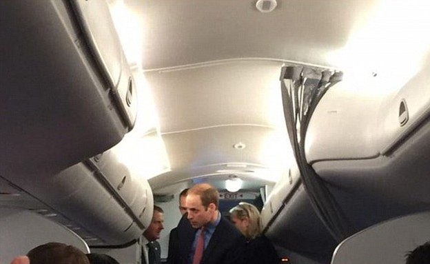 ויליאם על המטוס (צילום: willypumarol\twitter)