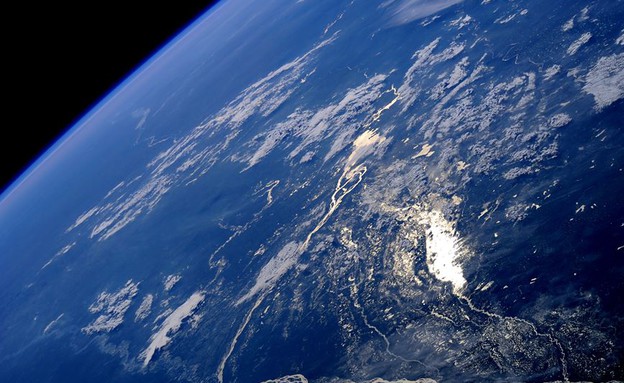 חלל 2014 - 25 (צילום:  סוכנות החלל הפדרלית של רוסיה, קוסמונאוט אולג ארטמייב)