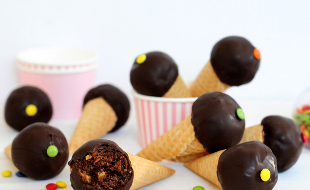 כדורי שוקולד - מוכנים כדורי שוקולד - מוכנים