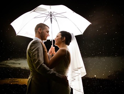 חתונה בגשם (צילום: יניב סופר)
