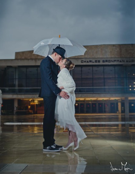 חתונה בגשם (צילום: אילן מור)