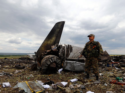 אתר התרסקות המטוס באוקראינה, ביולי השנה (צילום: reuters)