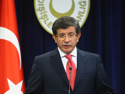 אהמט דובוטגולו - ראש ממשלת טורקיה (צילום: AP)