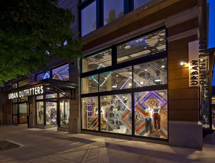 אורבן אאוטפיטרס,מבט לחנות (צילום: Urban Outfitters)