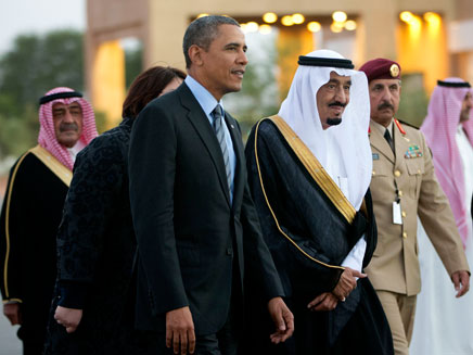 המלך עבדאללה עם הנשיא אובמה (צילום: AP)