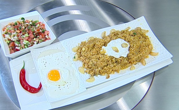 קיטשרי בתוספת ביצה עלומה וגבינות עיזים (צילום: קשת, מאסטר שף VIP)