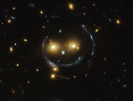 חיוך בחלל (צילום: NASA)