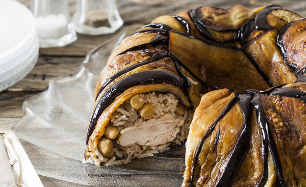 מקלובה חצילים של נוף ממאסטר שף - פרוסה