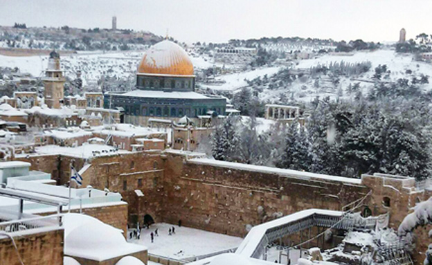 עשרות ס"מ של שלג בירושלים (צילום: יוני ב)
