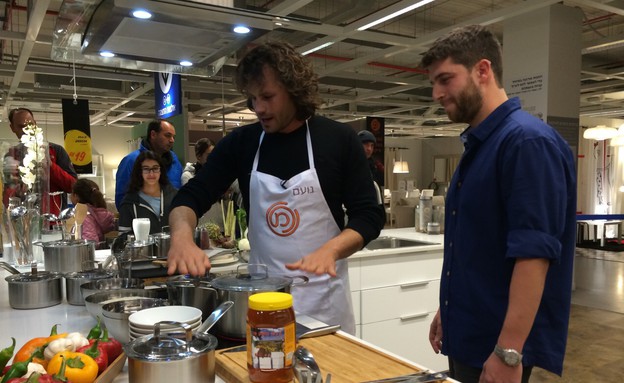 נועם טור- איקאה