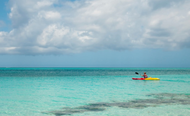 Grace Bay, איי טרקס וקייקוס, הקאריביים (צילום: Ellenmck, GettyImages IL)