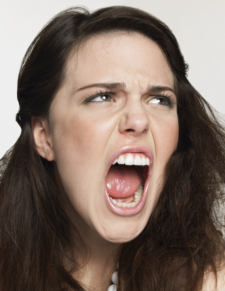 אישה צועקת (אילוסטרציה: אימג'בנק / Thinkstock)