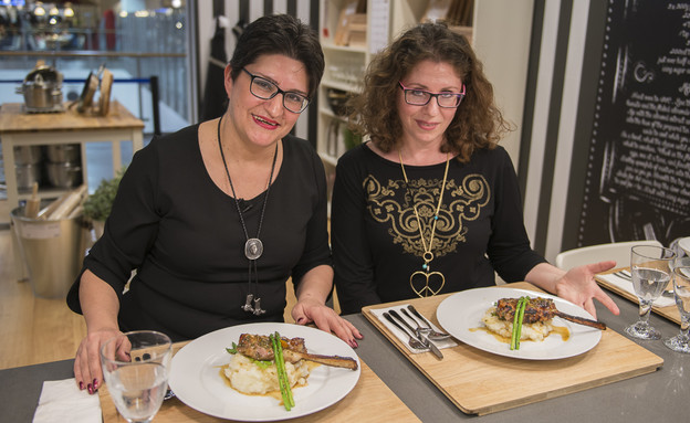 הזוכות אוכלות את המנה של עדן הראל