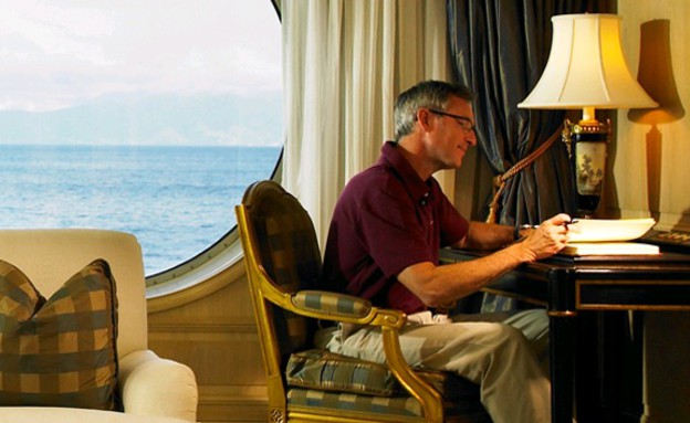 לגור בספינת פאר 5 (צילום: aboardtheworld.com)