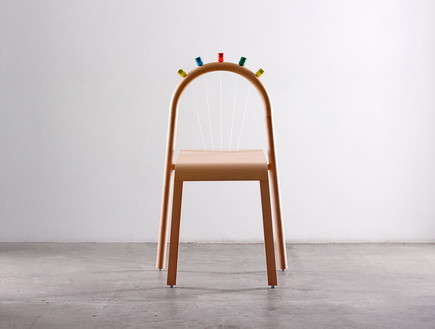 כיסא יומולדת (צילום:  Reuben Gates ל- Mathery Studio)
