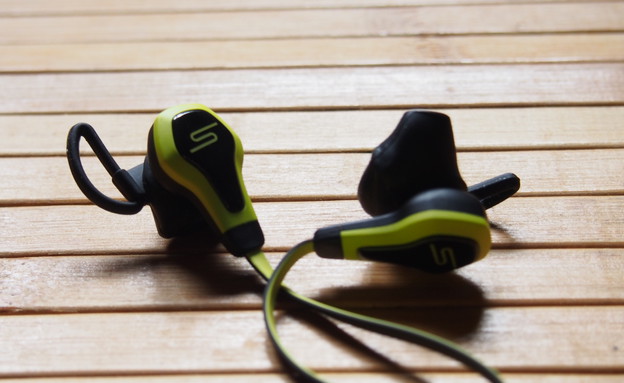 SMS Audio BioSport (צילום: ניב ליליאן)