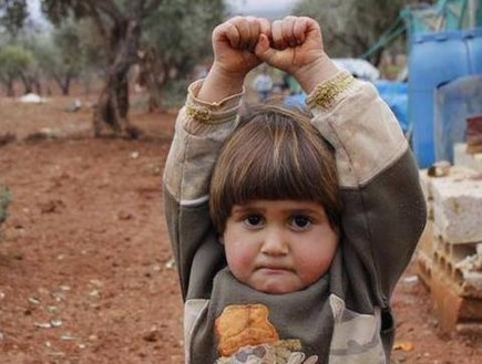 ילד סורי במחנה פליטים (צילום: אוסמה סאגירלי)