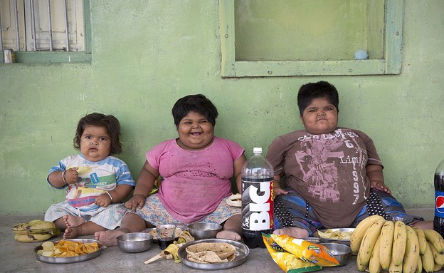 ילדים שמנים (צילום: Cover Asia Press)
