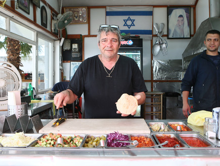 פלאפל ברטו, מגדל העמק