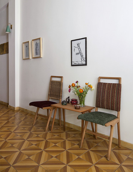 קרן אשד, כיסאות, גובה  (צילום: הגר דופלט)