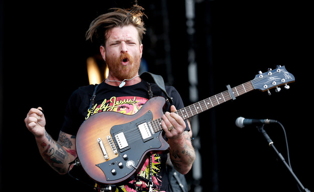 eagles of death metal (צילום: Simone Joyner, GettyImages IL)