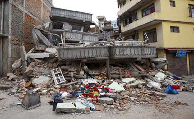 רעידת אדמה בקטמנדו (צילום: רויטרס)
