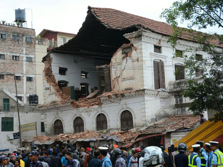 מבנים קרסו, נזקים כבדים (צילום: עידן מונד)