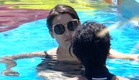 קטיה ונטלי מדברות בבריכה  (צילום: מתוך האח הגדול VIP, שידורי קשת)